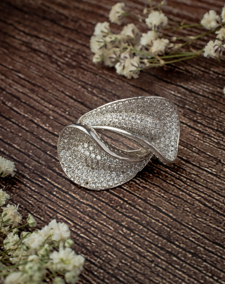 Silver Plated White Wave Design Zircon Ring