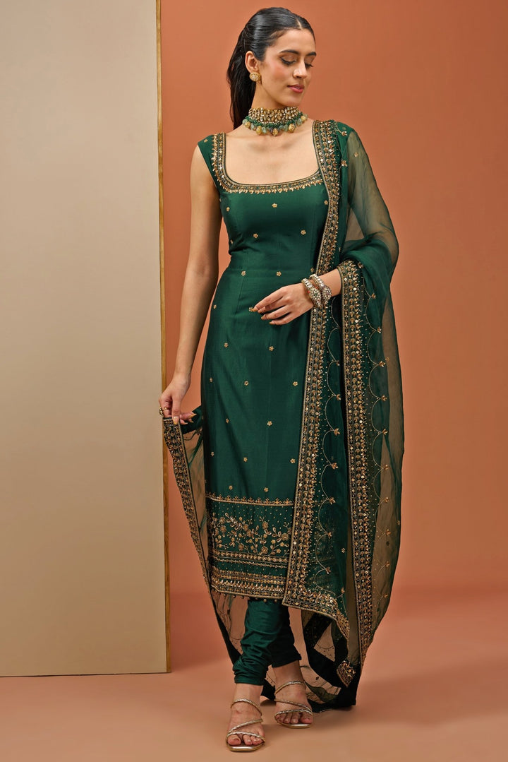 Emerald Green Embellished Chanderi Straight Kurta Pant Set Esha Koul - Fabilicious Fashion