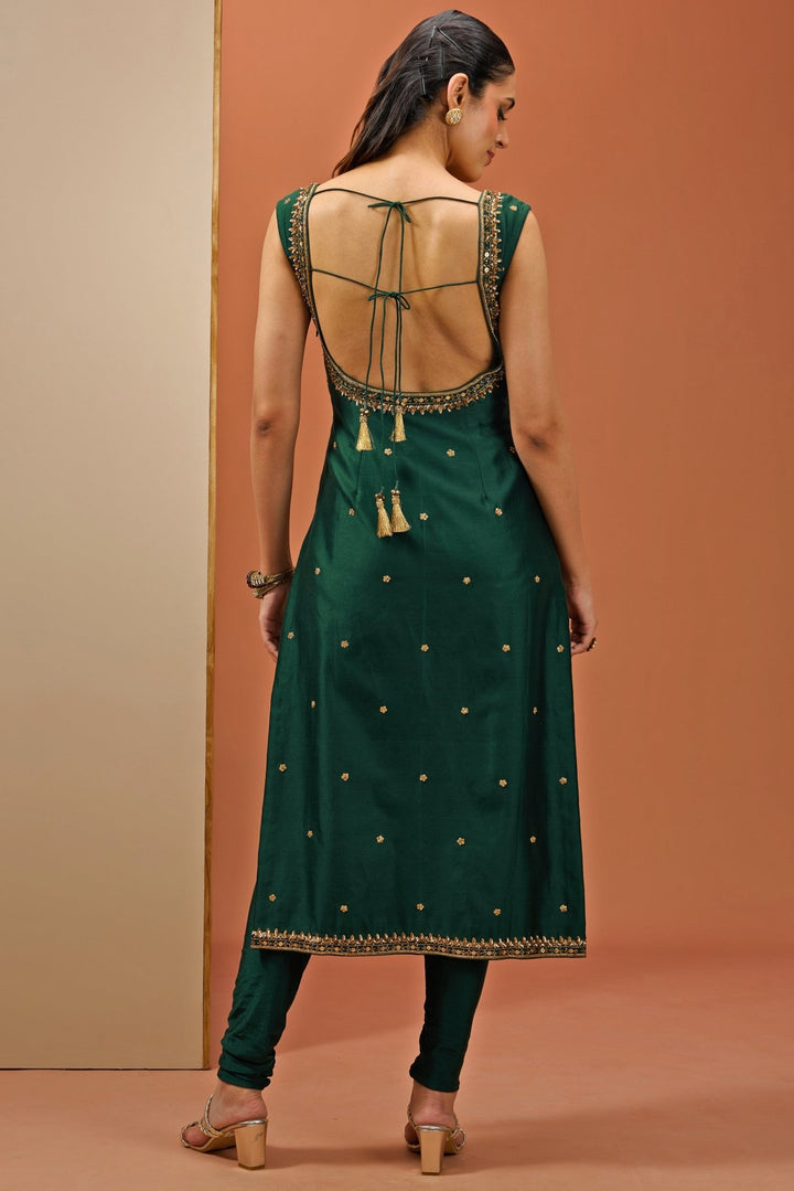 Emerald Green Embellished Chanderi Straight Kurta Pant Set Esha Koul - Fabilicious Fashion