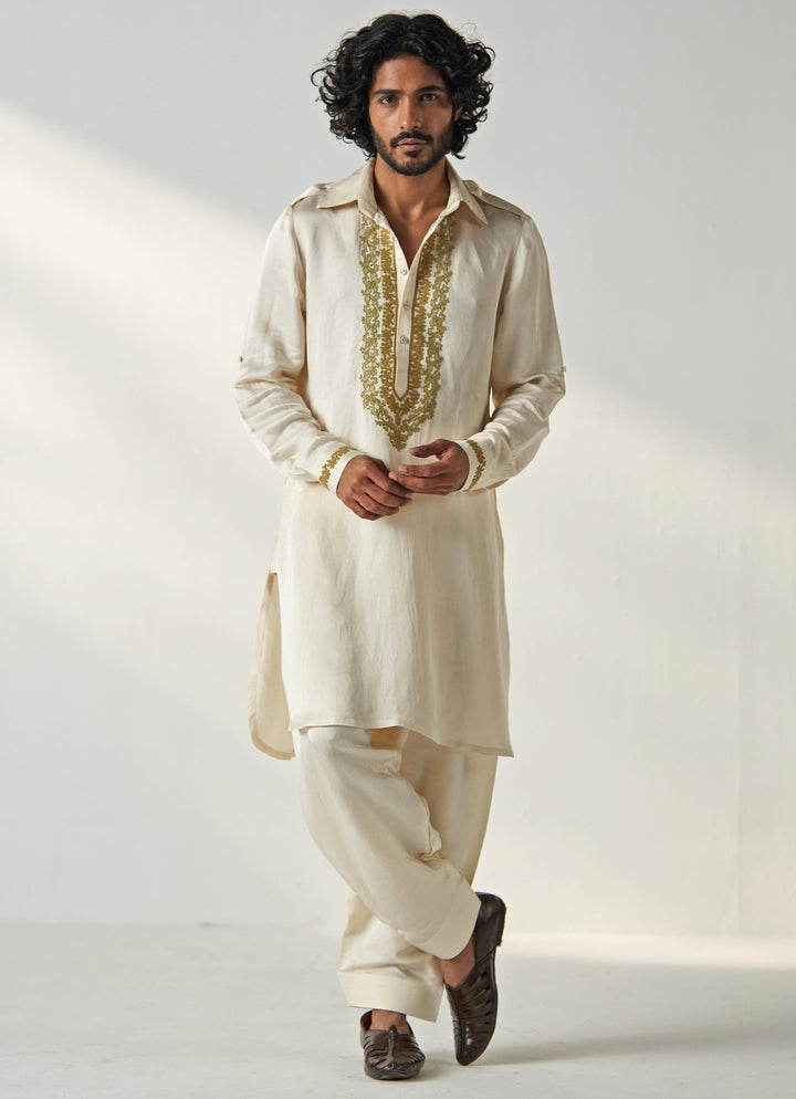 Ivory Embroidered Pathani Kurta Set Studio Bagechaa - Men - Fabilicious Fashion