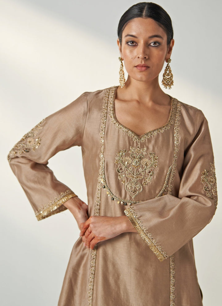 Nude Gold Tulip Embroidered Chanderi Kurta Pants Set Studio Bagechaa - Fabilicious Fashion