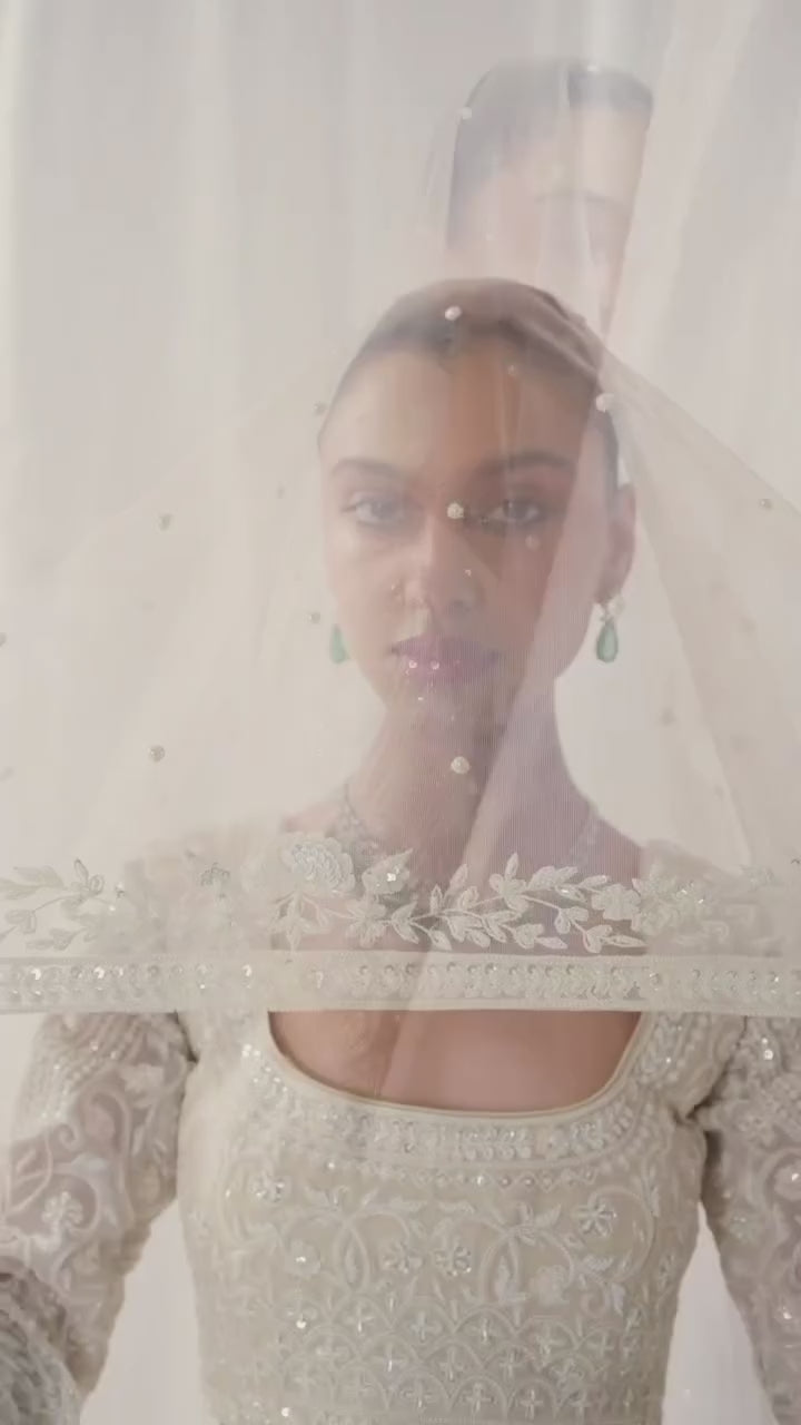 Ivory Embellished Organza Lehenga With Net Dupatta