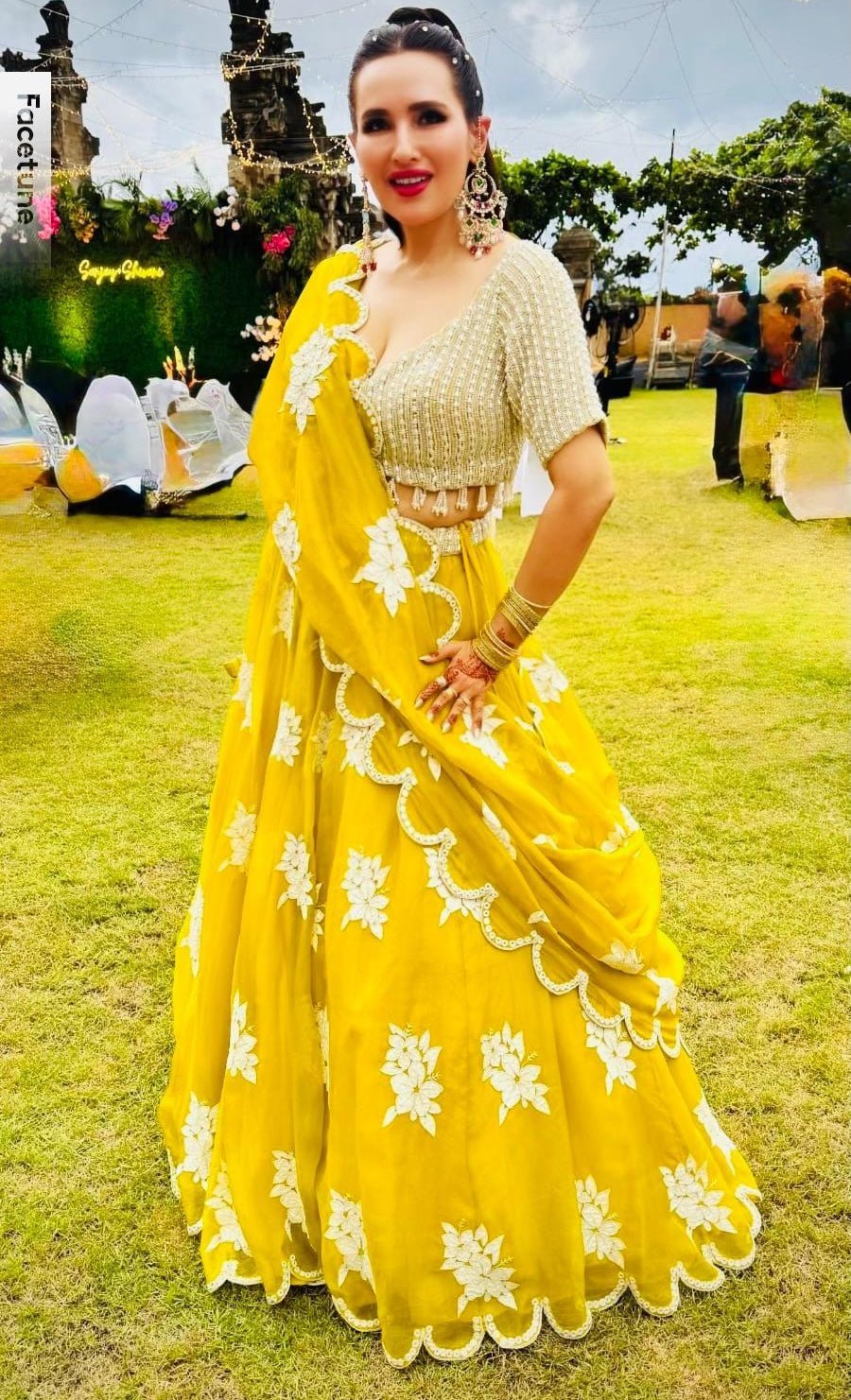 Client Spotlight: Shikha Kaushik’s Made-to-Measure Vani Vats Lehenga for Sangeet - Fabilicious Fashion