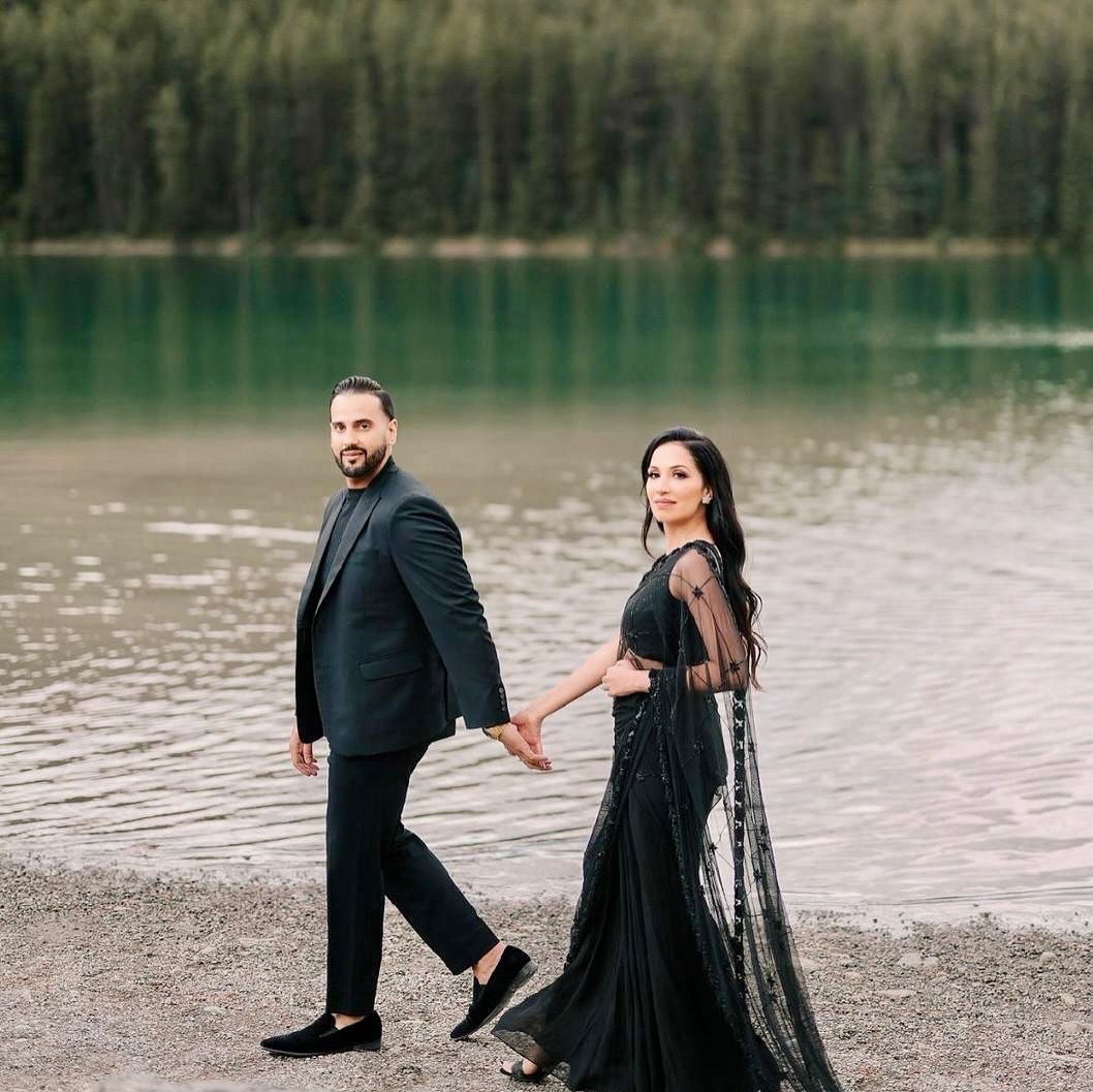 Neetu’s Pre-Wedding Elegance in Banff: A Black Saree Moment to Remember - Fabilicious Fashion