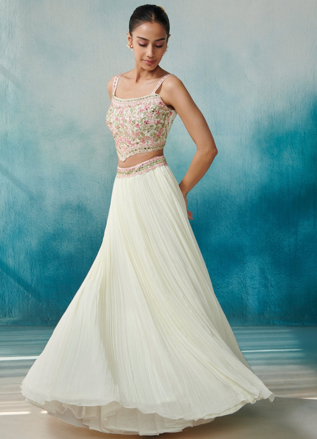 Saffron Sunsets: 2024's Trending Indian Summer Wedding Attire - Fabilicious Fashion