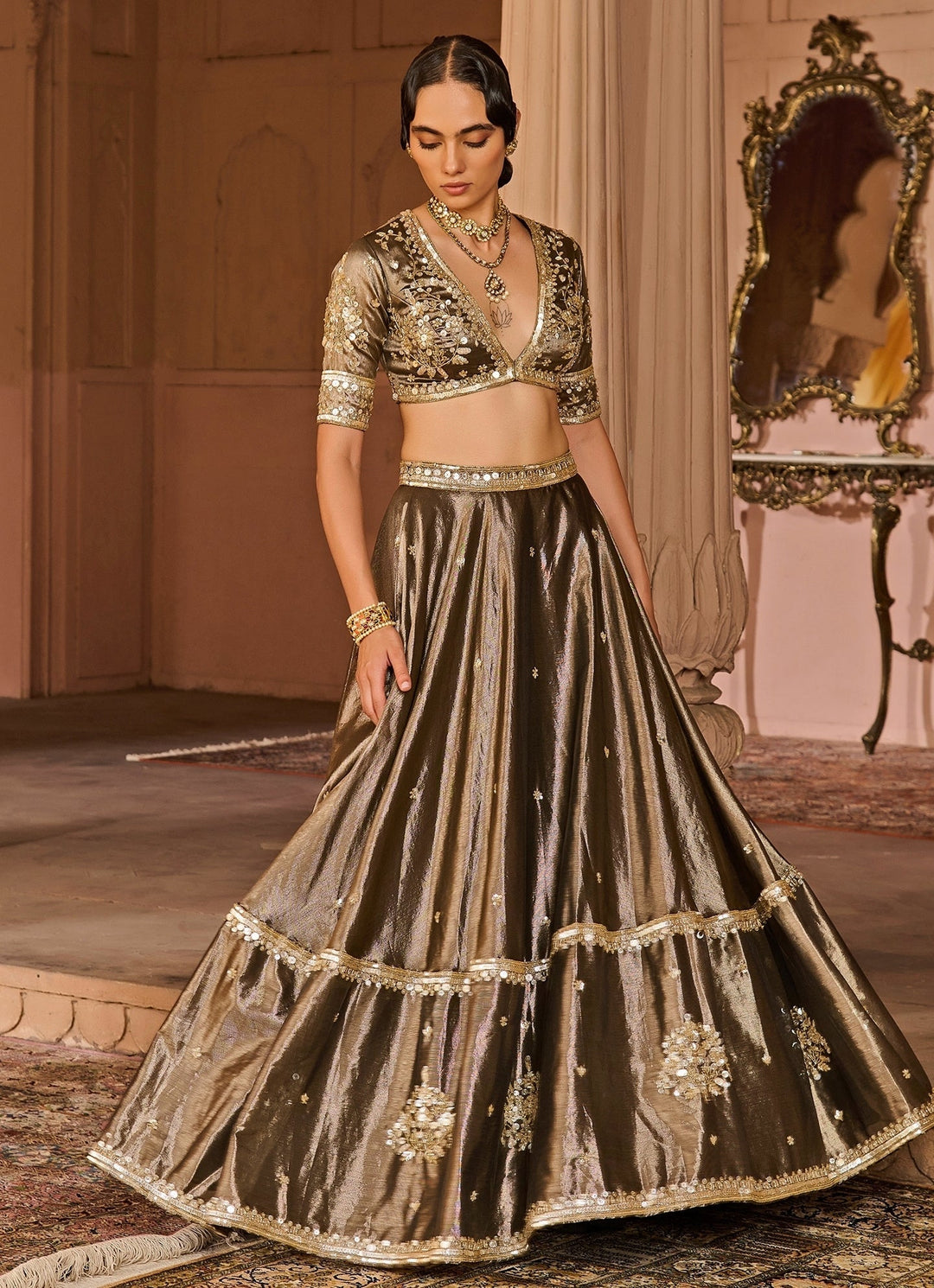 BRIDE TO BE - Fabilicious Fashion