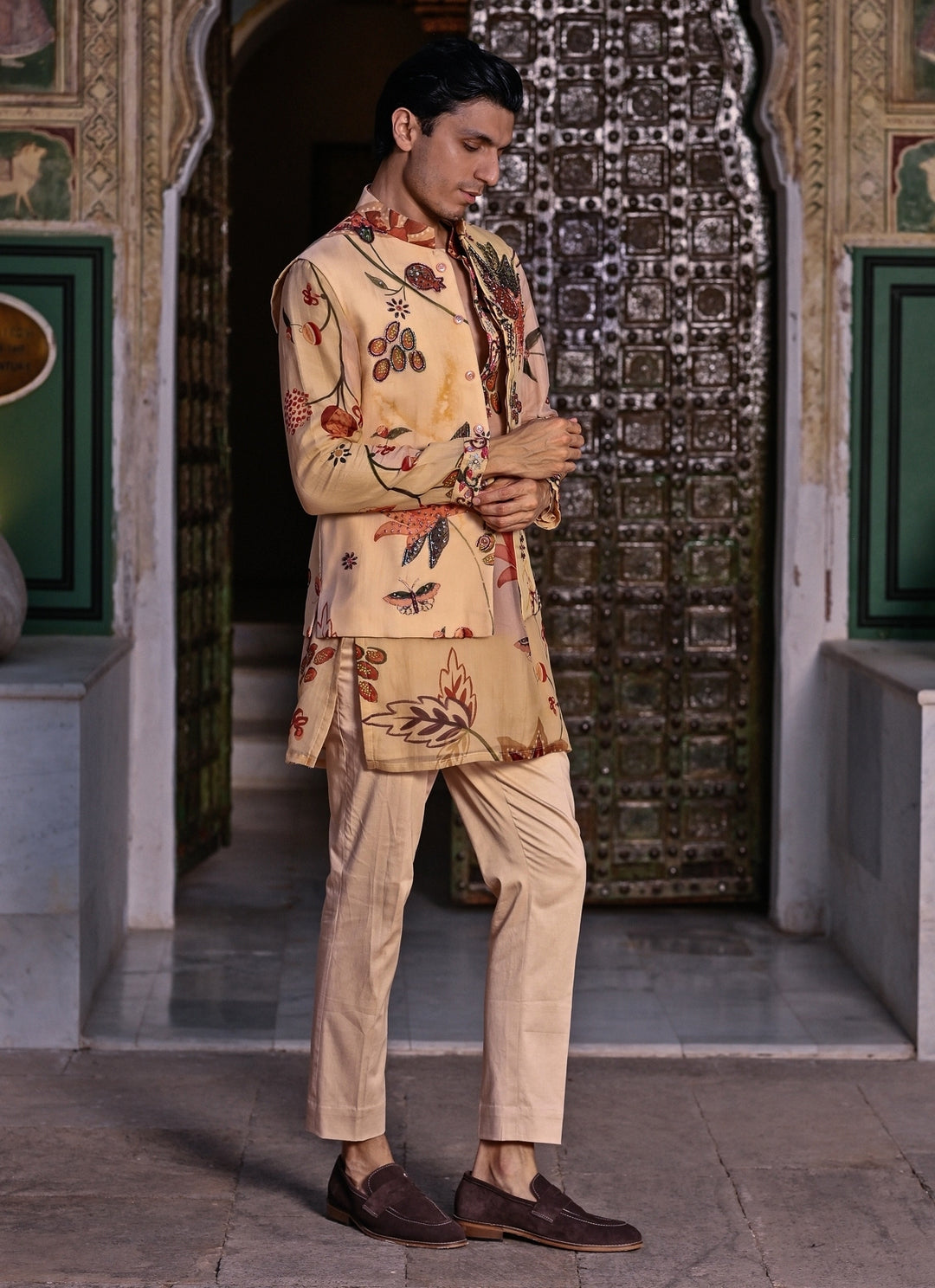 Muted Beige Pink Printed Organza Kurta Set with Bundi