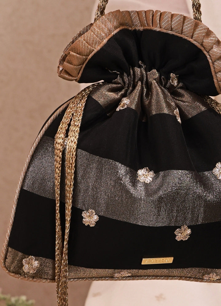 Black Embroidered Tissue Pleated Potli