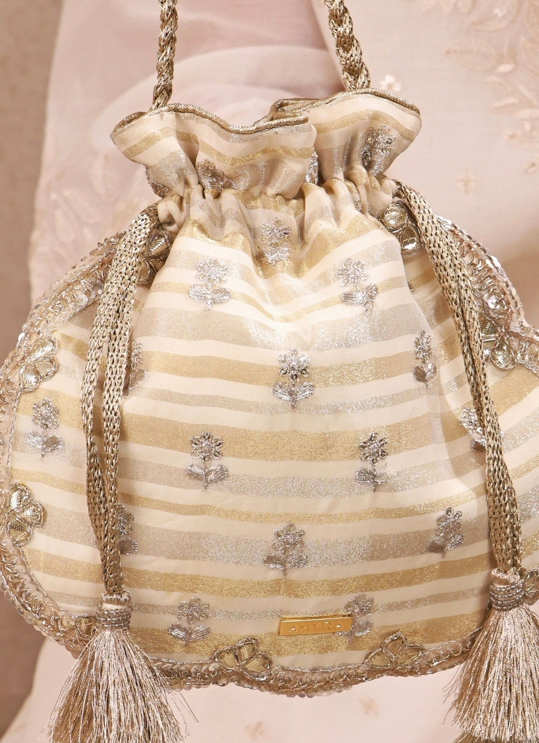 Ivory Embroidered Silk Scallop Potli