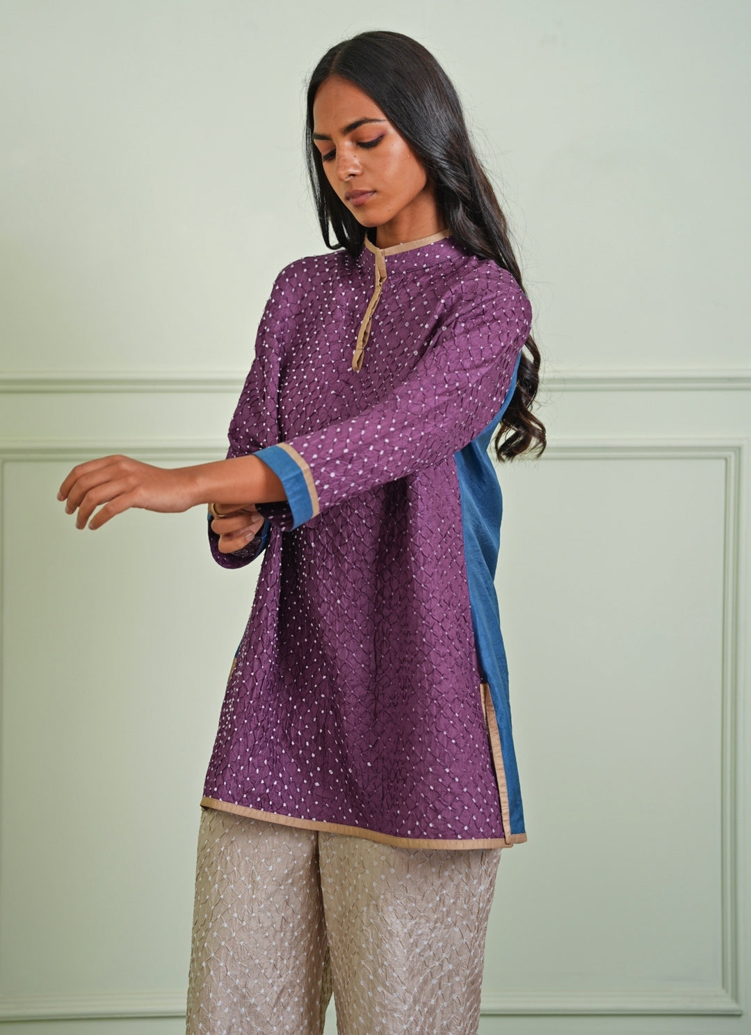 Lavender Bandhani Kurta With Beige Pants