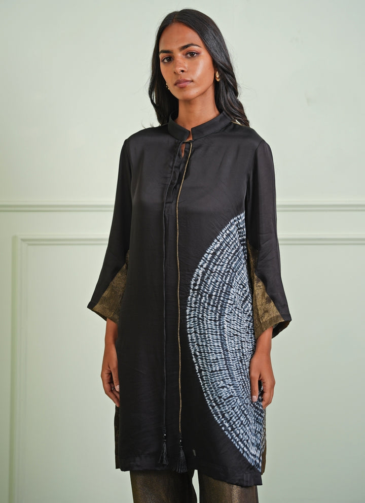 Black And Gold Tissue Kurta And Pants Set