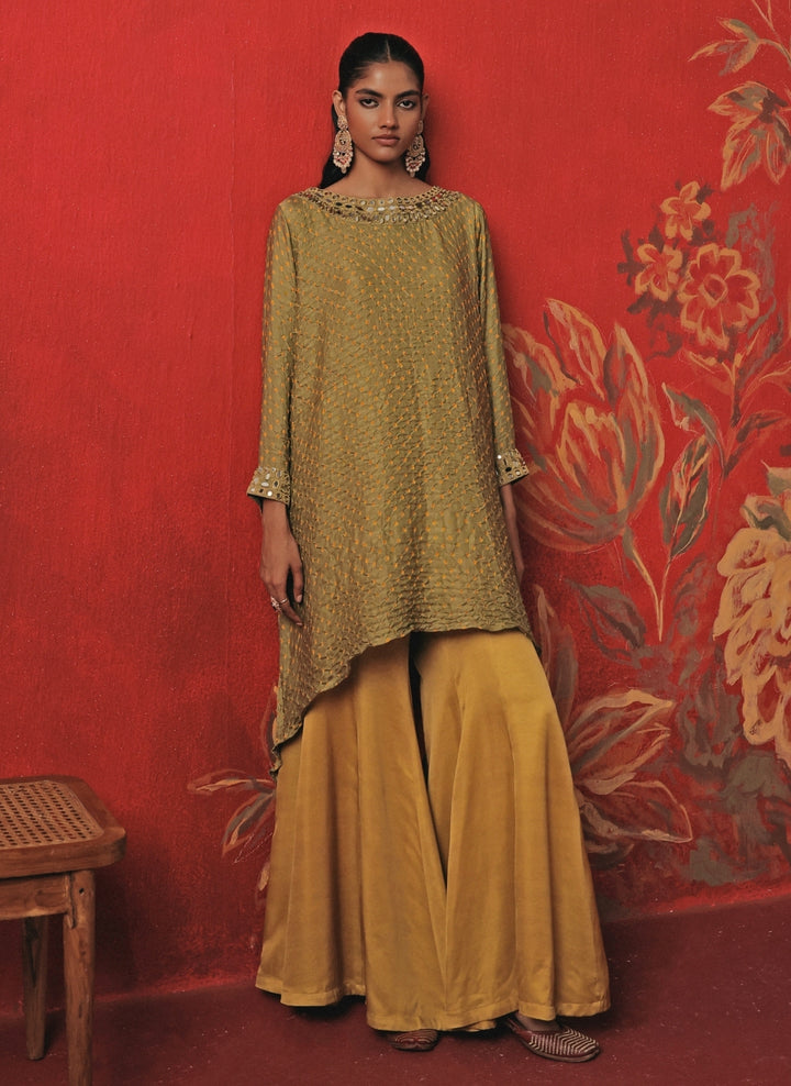 Green And Yellow Bandhani Kurta Pants Set