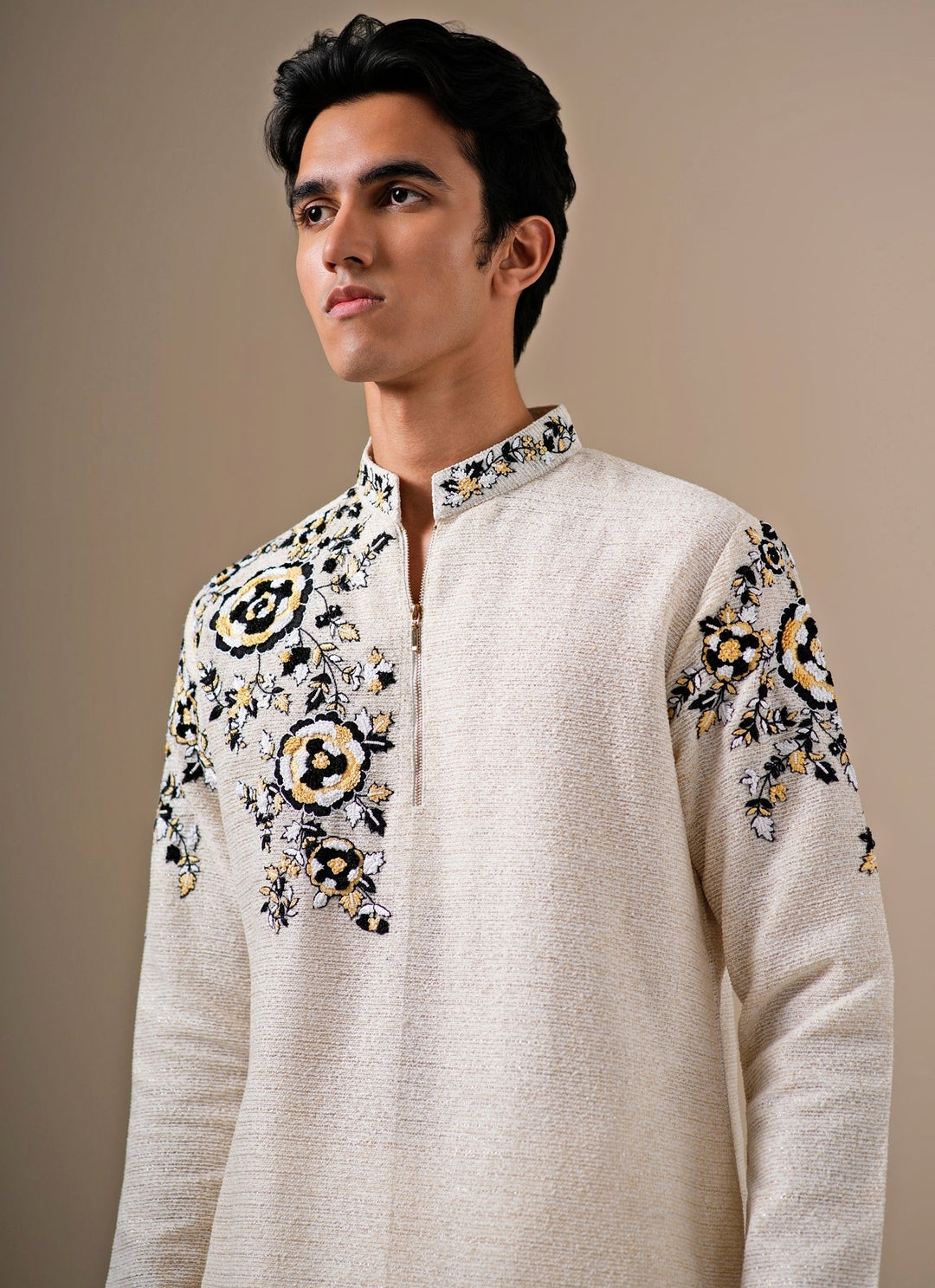 Ivory Threadwork Cotton Jute Kurta Se