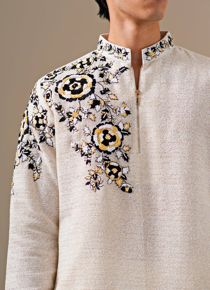 Ivory Threadwork Cotton Jute Kurta Se