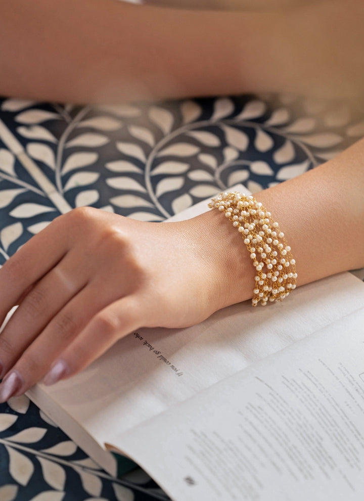 Gold Pearls Bracelet