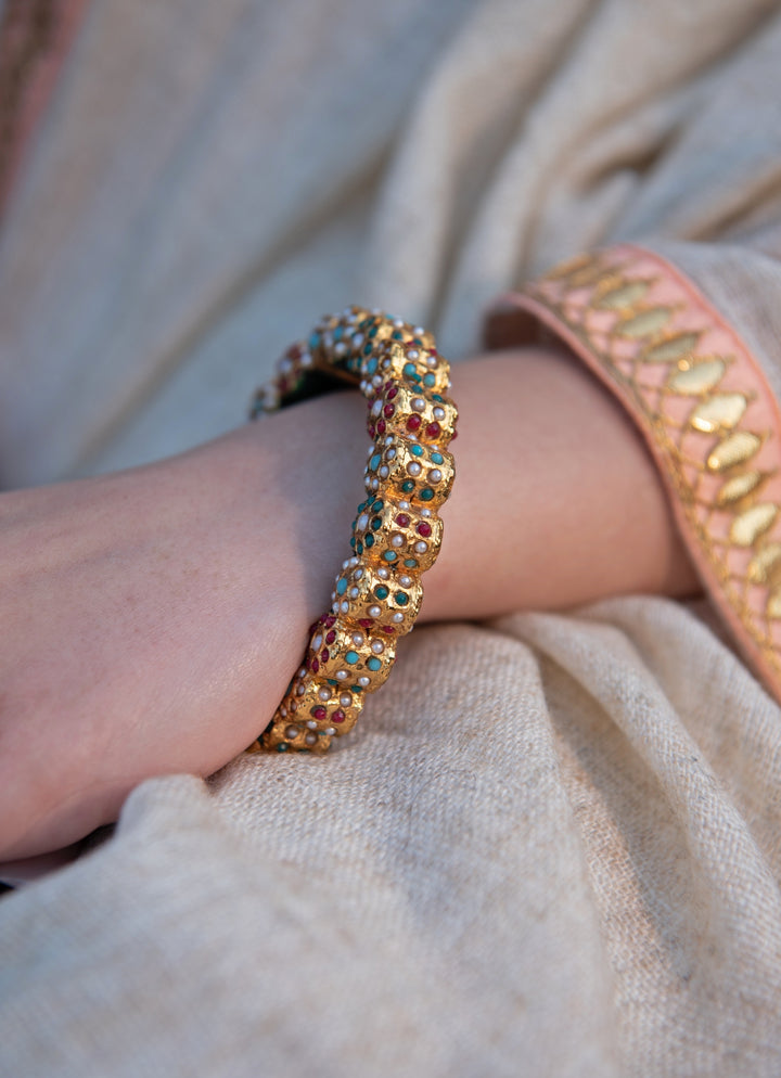 Gold Jadau Bangle