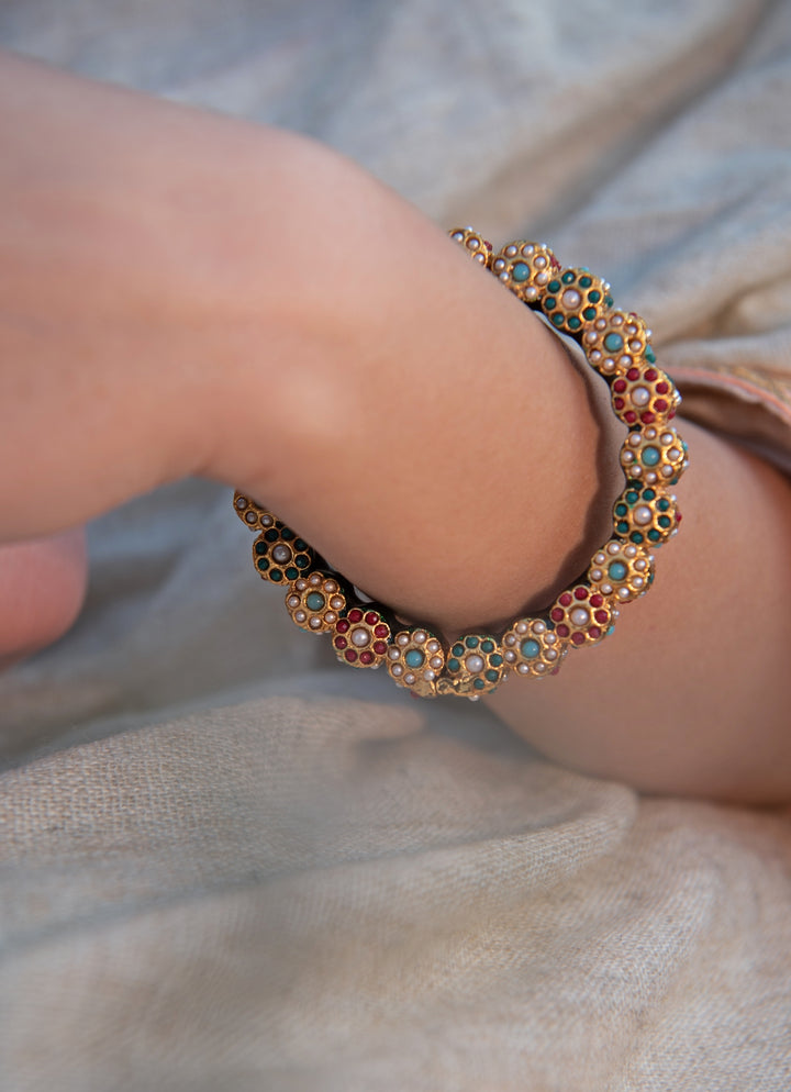 Gold Jadau Bangle