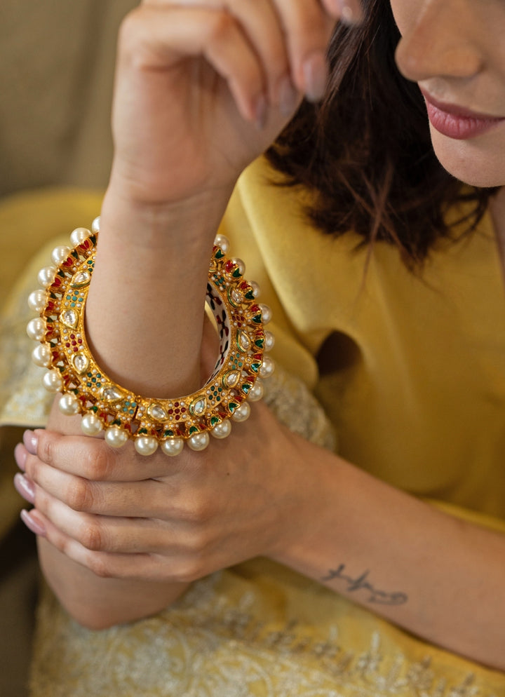 Multicolored Jadau Kundan Bangle