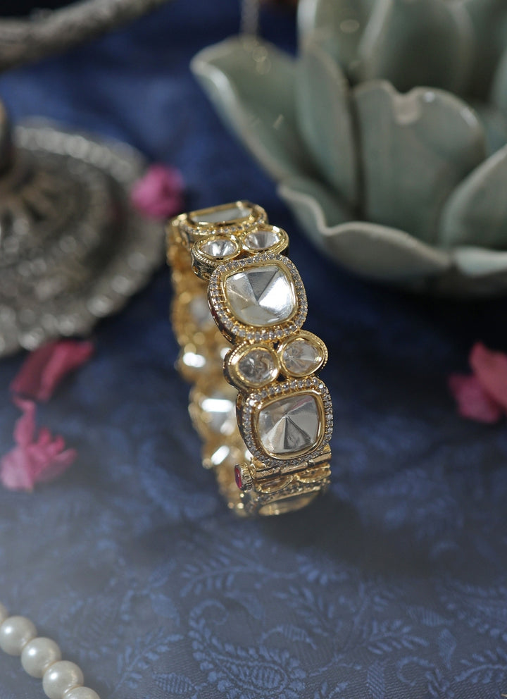 Gold Polki Bangle