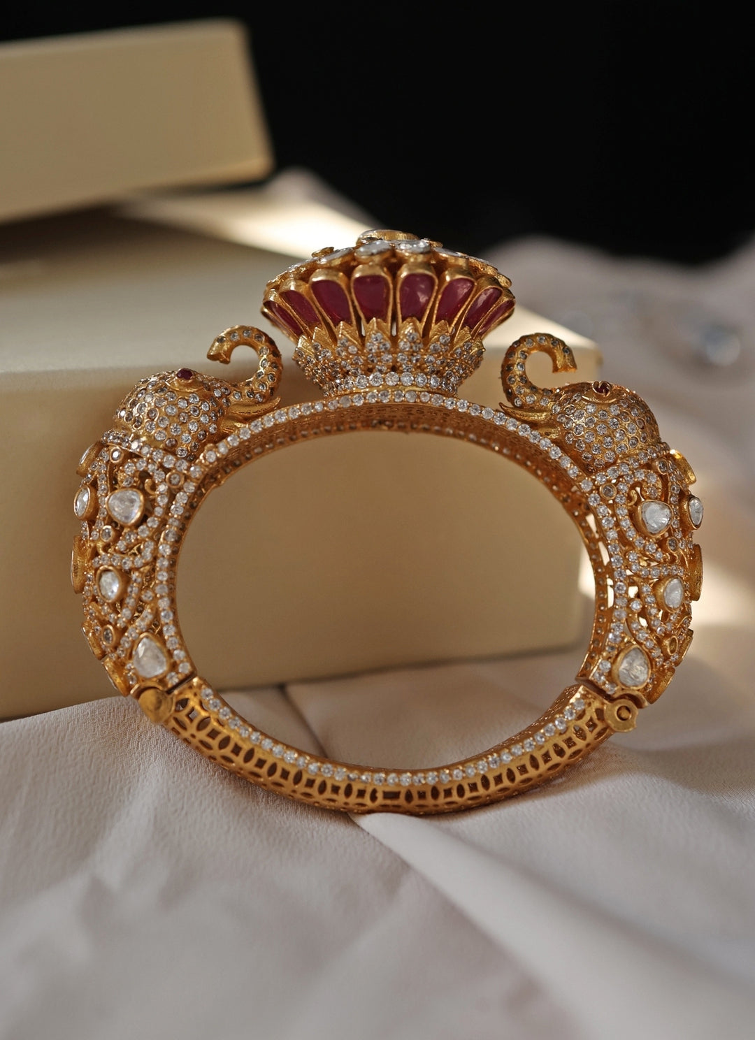 Gold Polki Pacheli Bangle