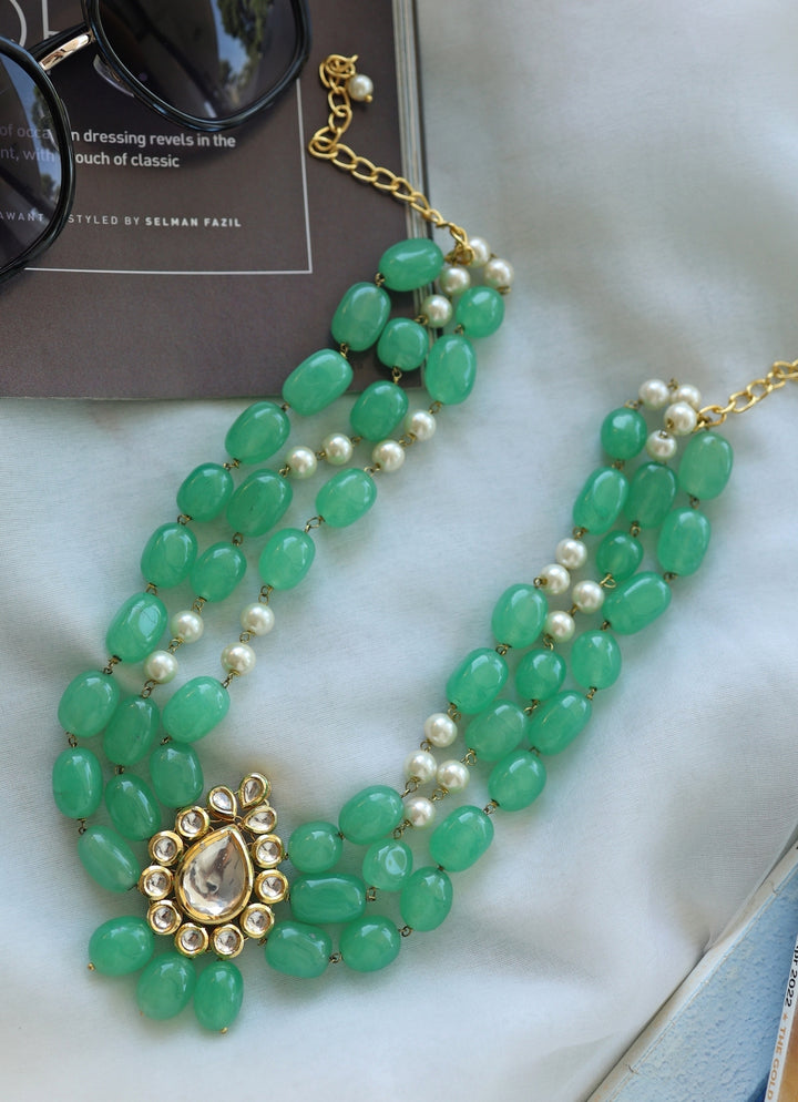 Green Kundan And Pearl Necklace