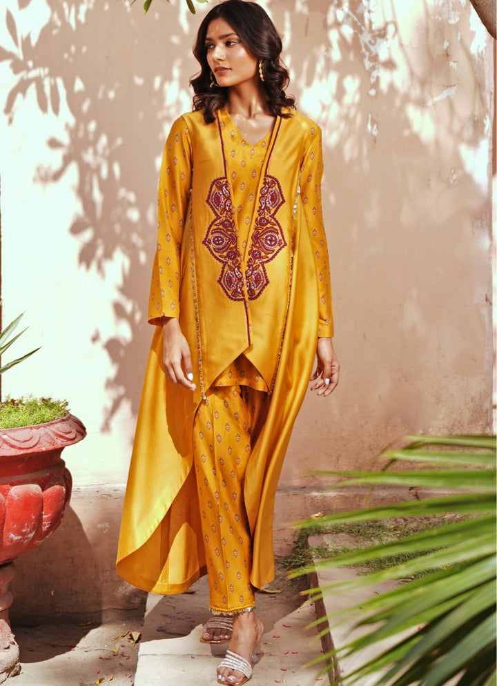 Yellow Printed Chanderi Kurta Pant with Embroidered Jacket