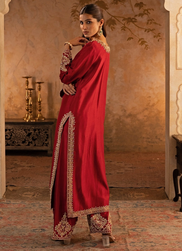 Maroon Red Silk Kurta Pants With Green Dupatta