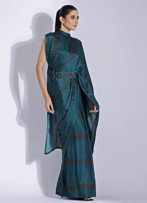 Green Georgette Satin Collar-Pallu Pre-Draped Saree