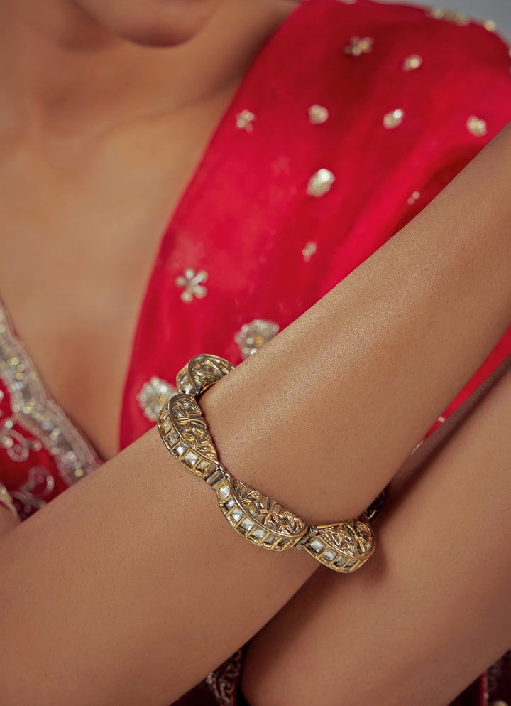 White Kundan And Green Stone Gold Kada
