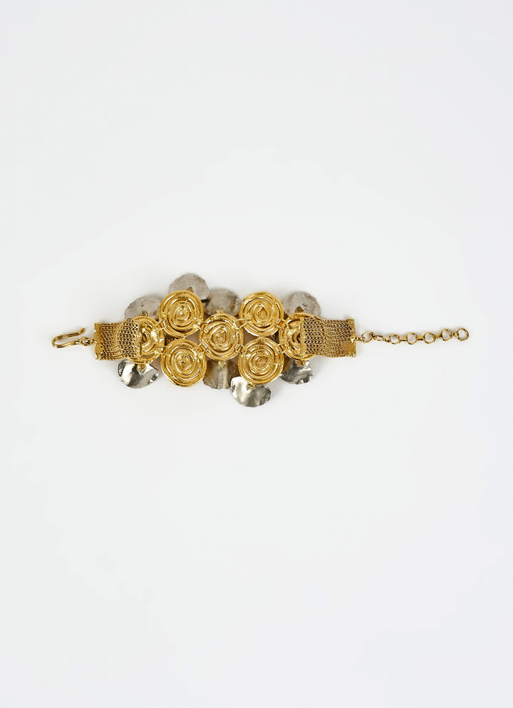 Gold Plated Floral Kundan And Pearl Bracelet