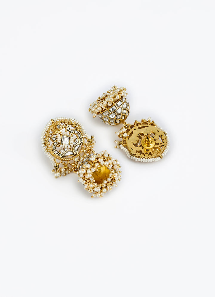 Gold Plated Kundan And Pearl Jhumka Earrings