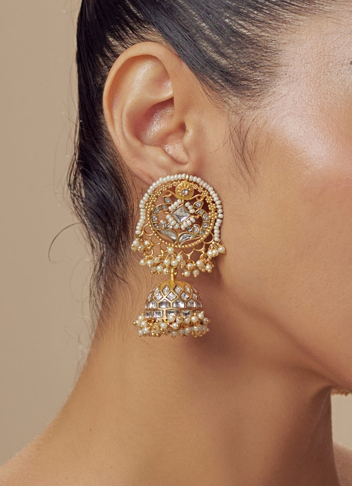 Gold Plated Kundan And Pearl Jhumka Earrings