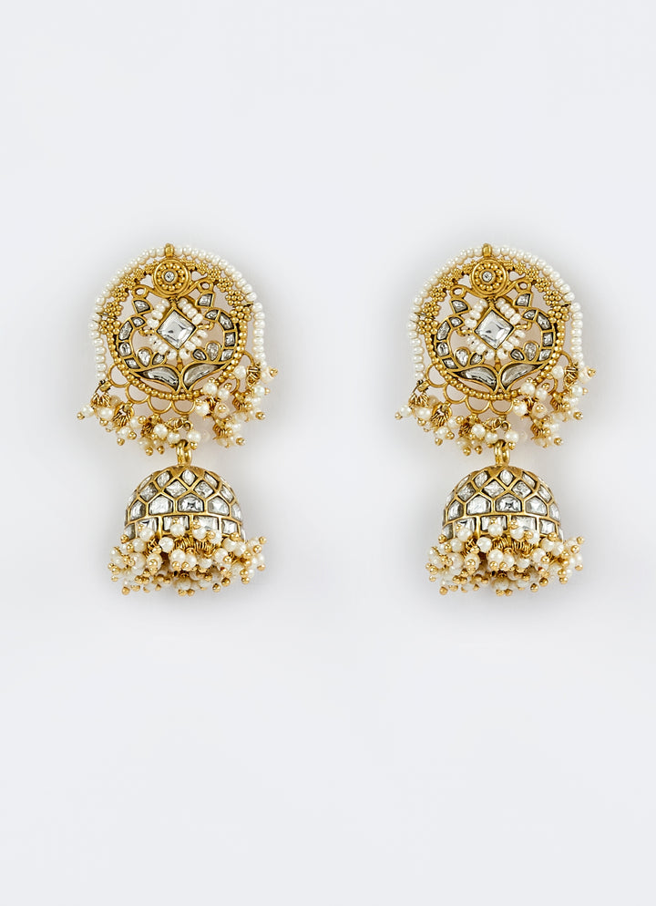 Gold Plated Kundan And Pearl Jhumka Earrings