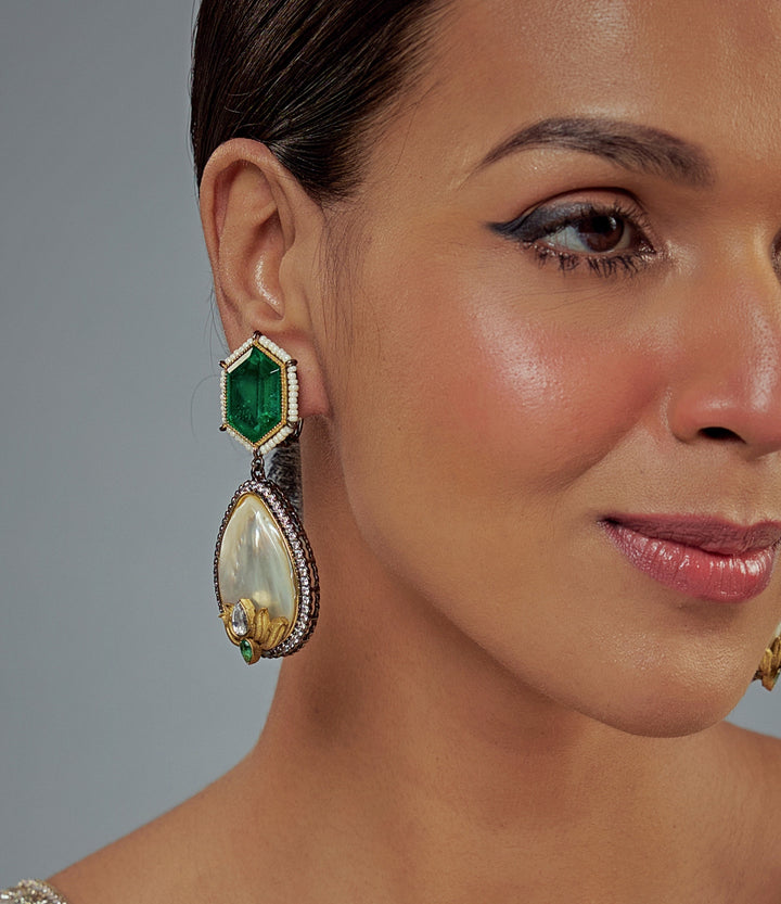 Gold Plated Green And White Kundan Danglers Earrings