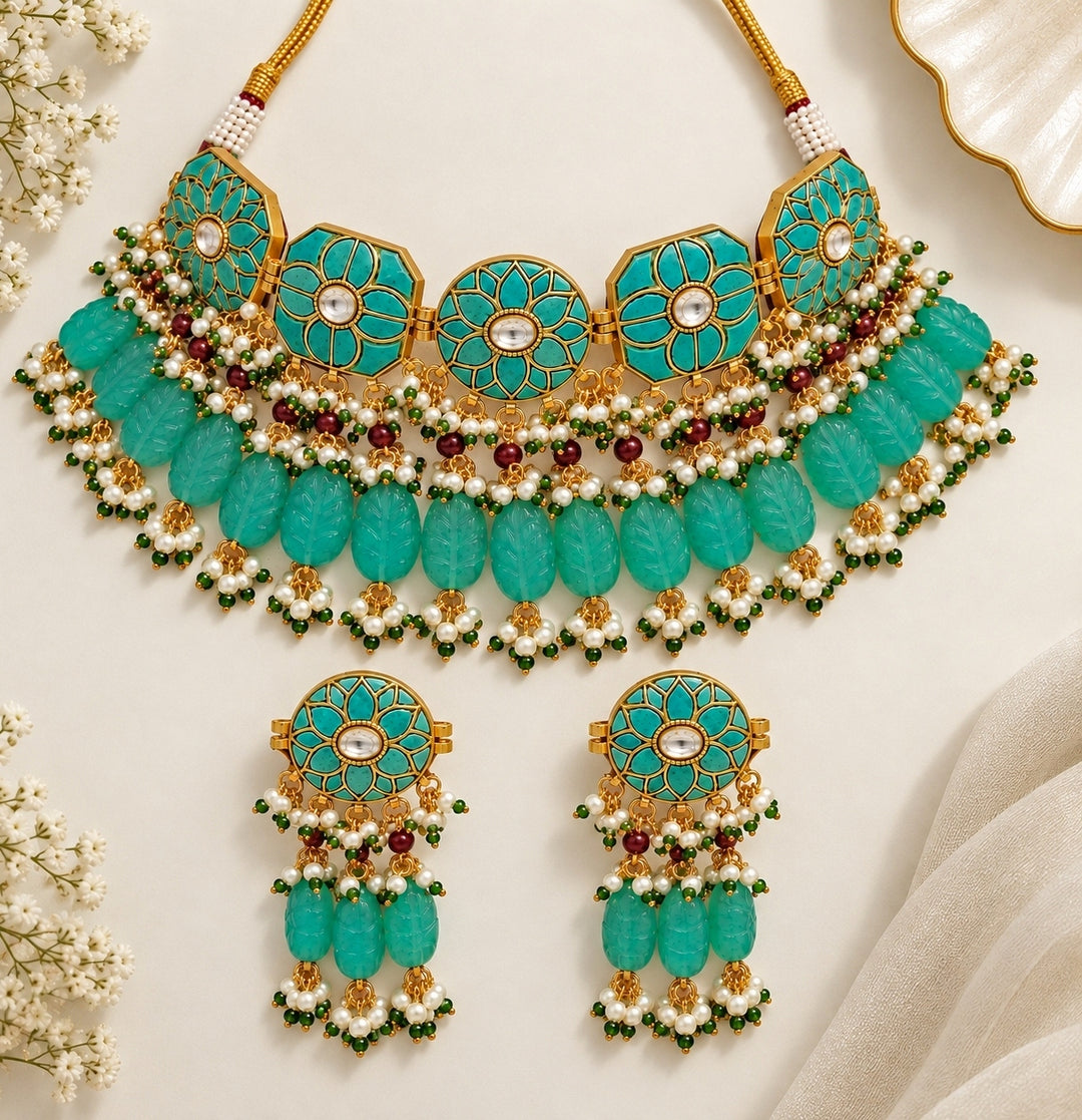 Turquoise Floral Beaded Necklace Set