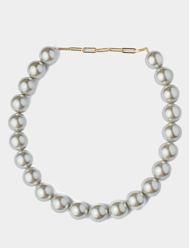 Grey Pearl Short Necklace