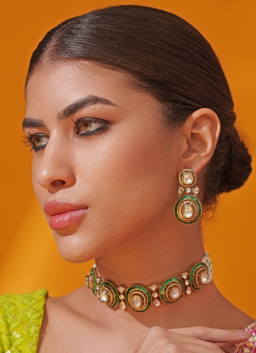 Green Moissanite Stone Gold Choker Set