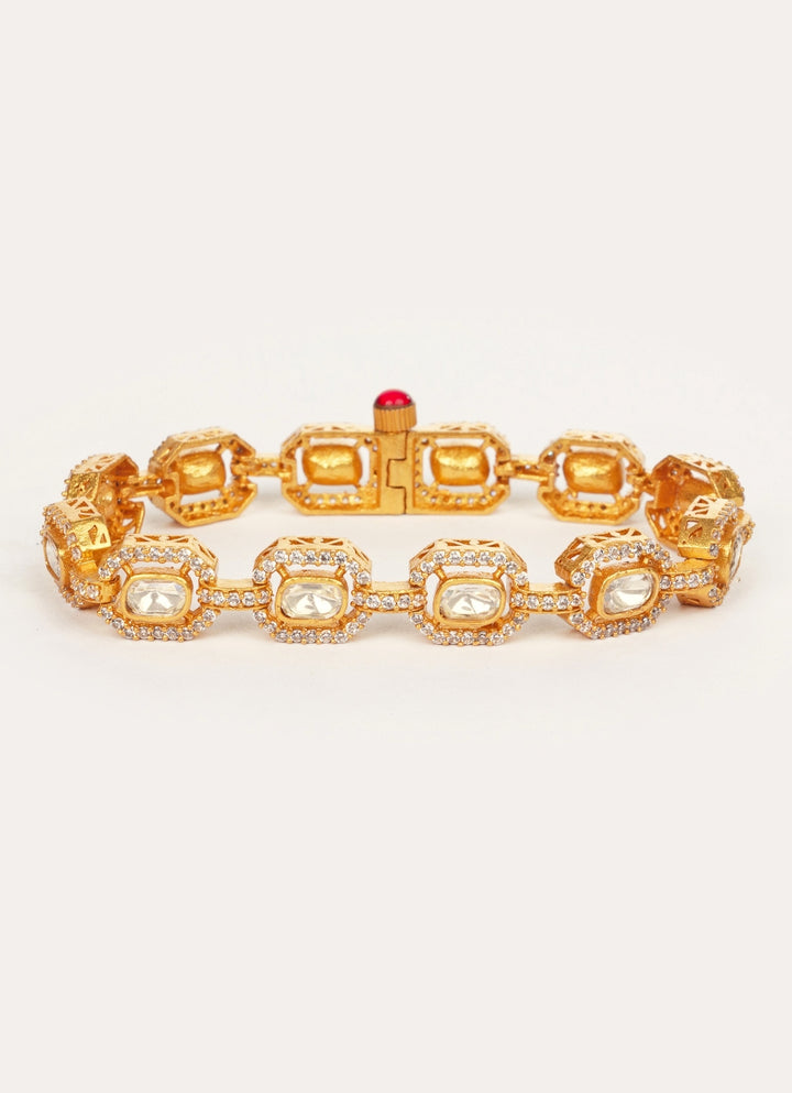 Sparkling Moissanite Stone Gold Bracelet