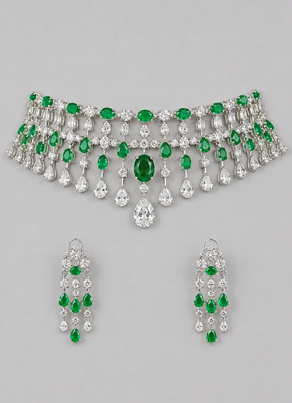 Diamond And Emerald Stone Necklace Set