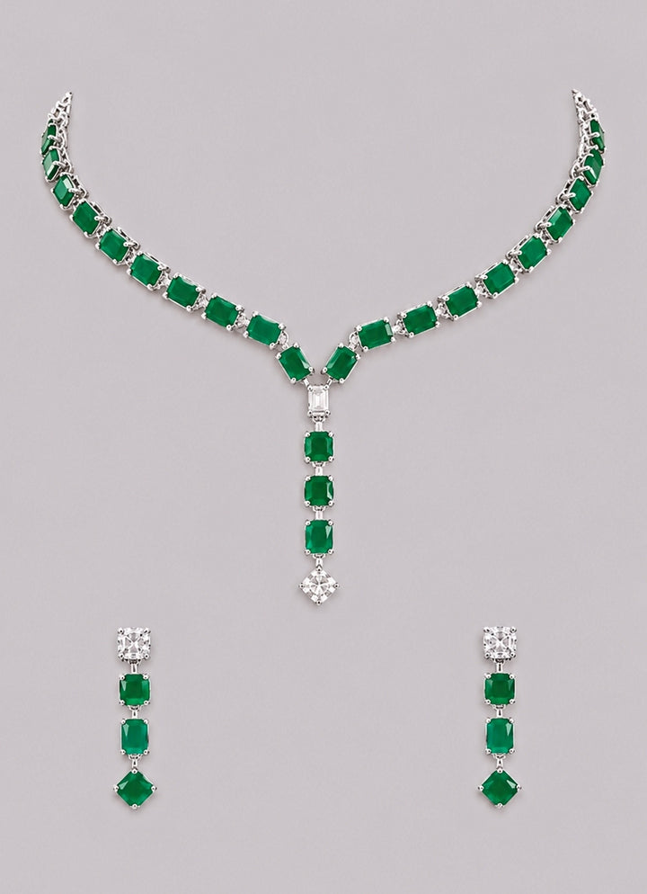 Emerald And Diamond Sleek Necklace Set