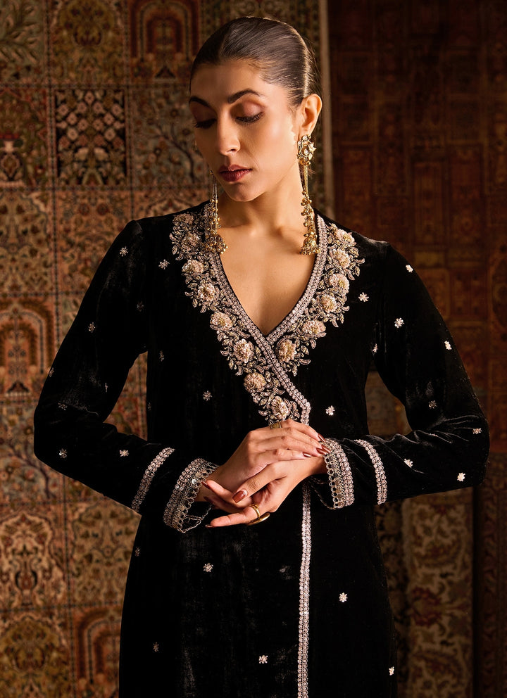 Black Velvet Kurta Pants Set With Contrast Dupatta