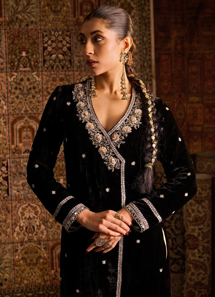 Black Velvet Kurta Pants Set With Contrast Dupatta