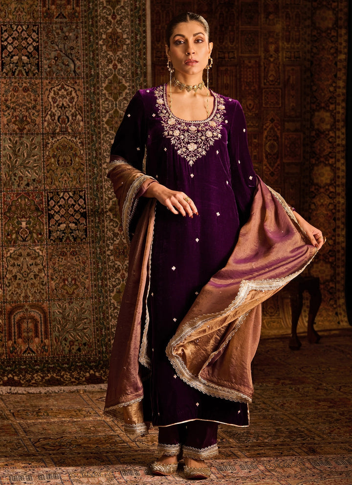 Purple Silk Velvet Kurta Pants Set With Contrast Dupatta