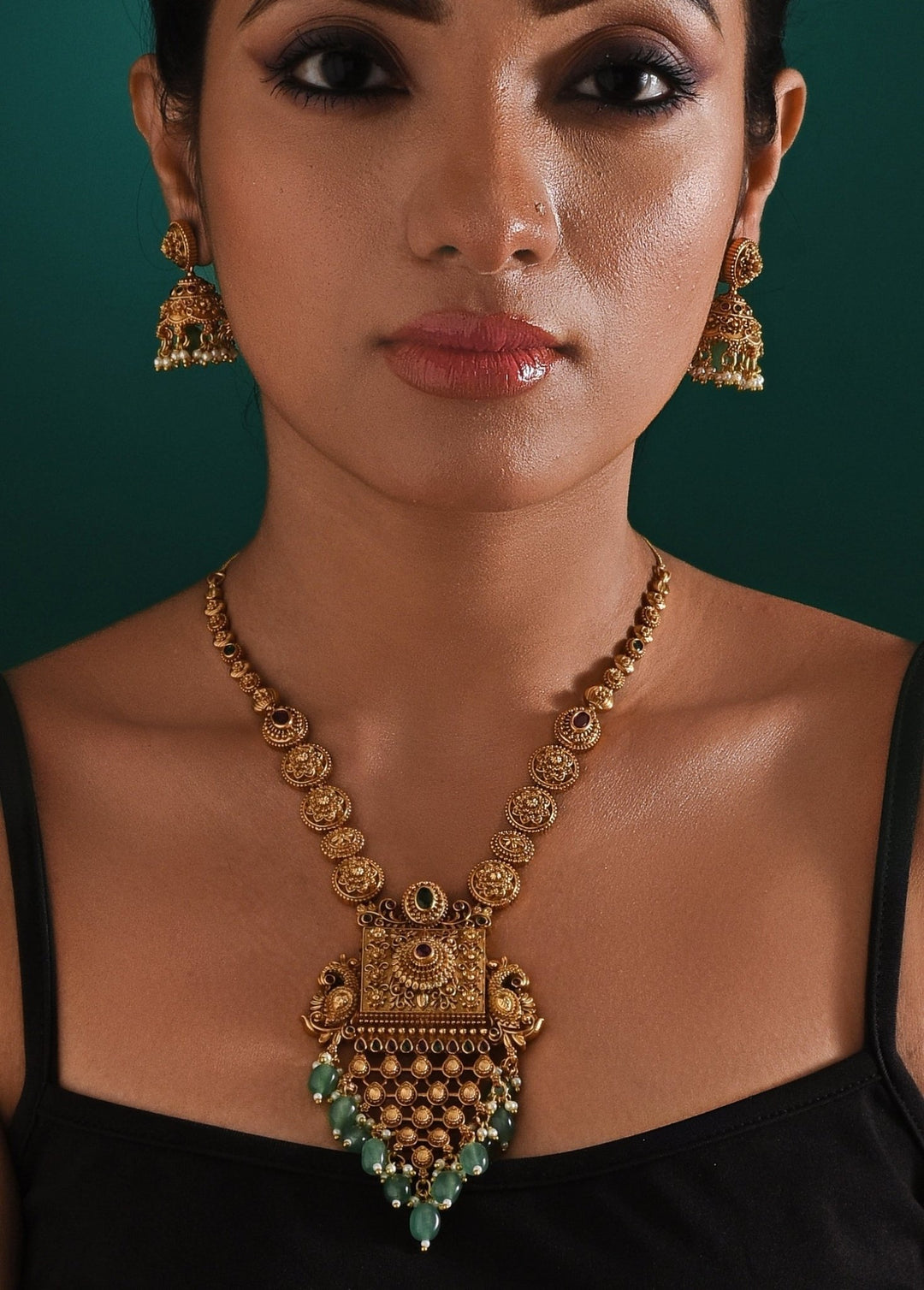 Antique Gold Plated And Green Stone Pendant Necklace Set Zaza By Somya - Fabilicious Fashion