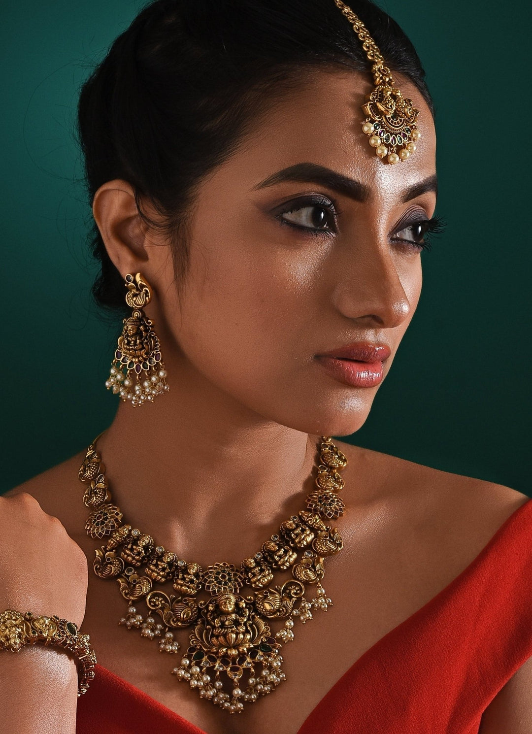 Antique Gold Plated And Pearl Drop Temple Necklace Set Zaza By Somya - Fabilicious Fashion