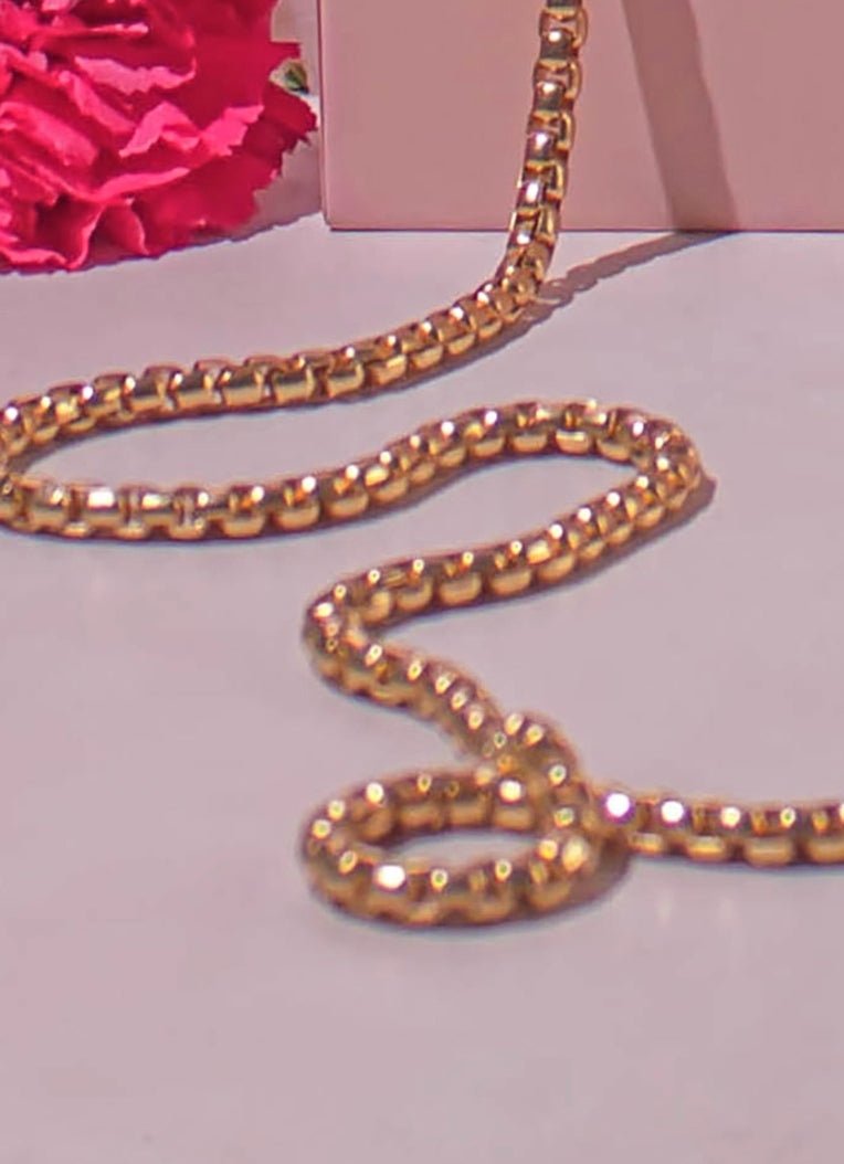 Baby Pink Embroidered Clutch AMYRA - Fabilicious Fashion