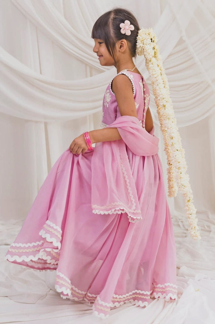 Baby Pink Floral Lehenga ChotiButi - Fabilicious Fashion