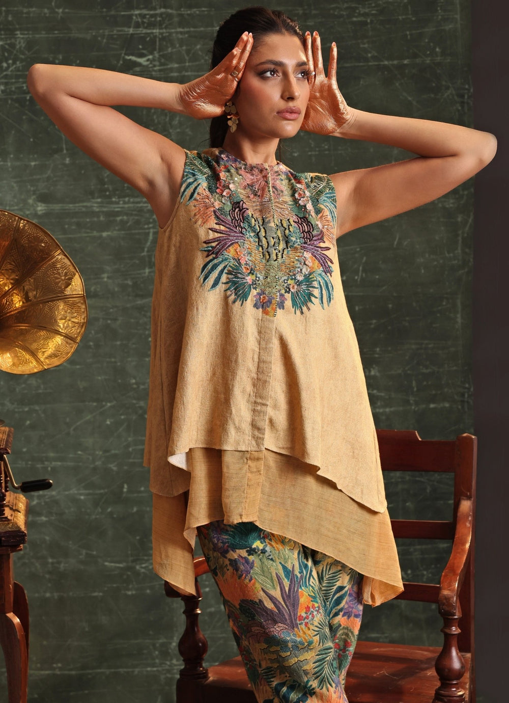 Beige Floral Embroidery Cotton Kurta And Pant Set Soup By Sougat Paul - Fabilicious Fashion