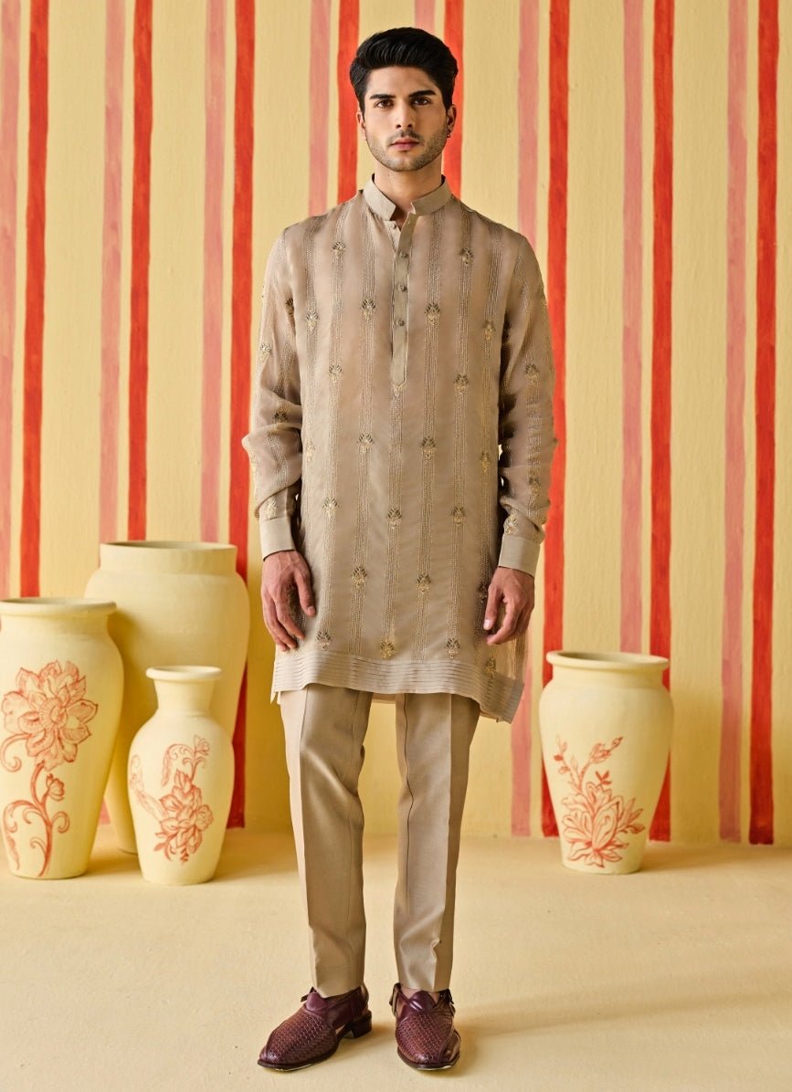 Studio Bagechaa - Men Beige Gold Organza Kurta SetFabilicious Fashion