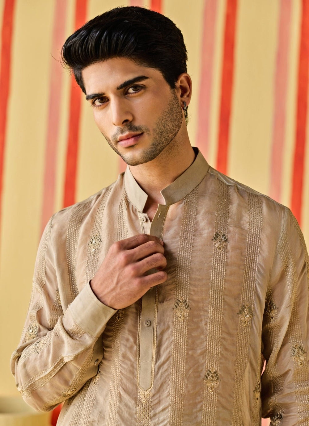 Studio Bagechaa - Men Beige Gold Organza Kurta SetFabilicious Fashion